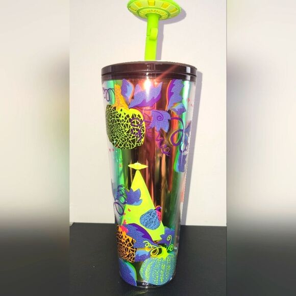 NWT Starbucks Halloween 2024 Glow In The Dark UFO Straw Cup 24 Oz - Picture 2 of 4